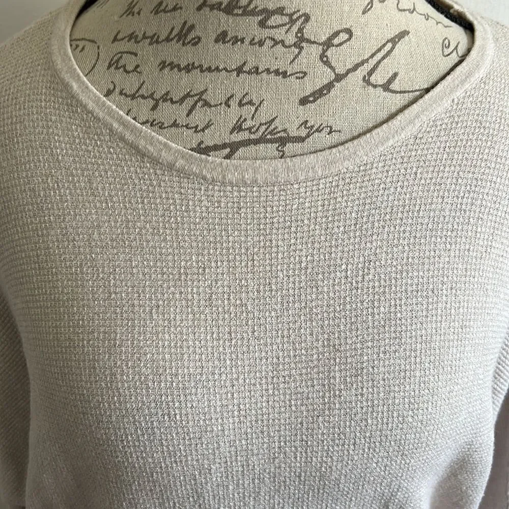 T Tahari sweater